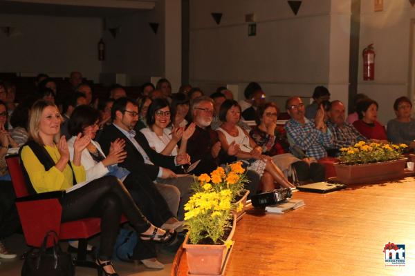 Presentacion libro 30 años de Universidad Popular-2016-05-19-fuente Area de Comunicación Municipal-003