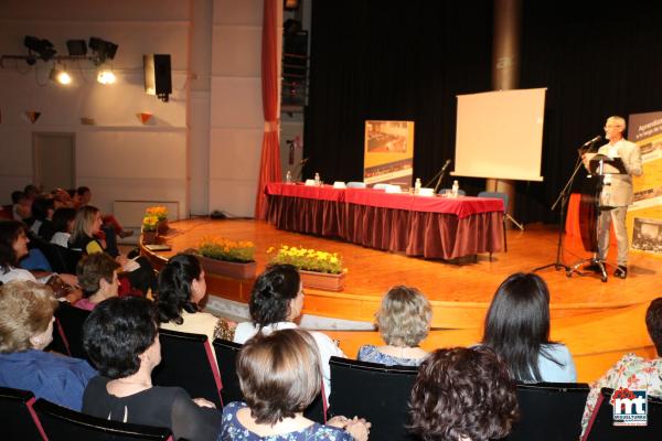 Presentacion libro 30 años de Universidad Popular-2016-05-19-fuente Area de Comunicación Municipal-006