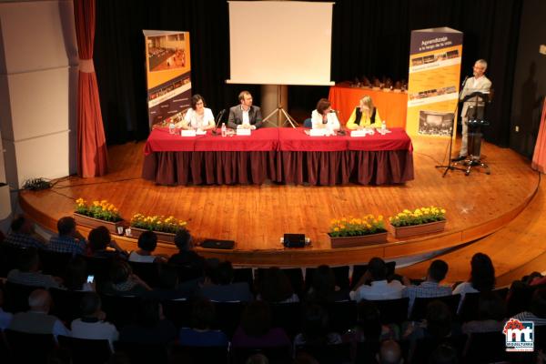 Presentacion libro 30 años de Universidad Popular-2016-05-19-fuente Area de Comunicación Municipal-022