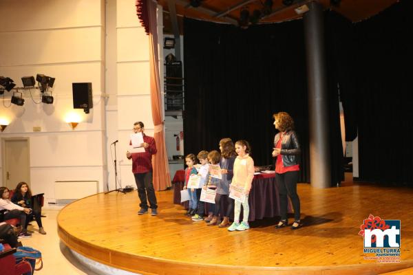 Entrega premios concurso Marcapaginas Biblioteca Miguelturra-2016-10-24-fuente Area de Comunicacion Municipal-001