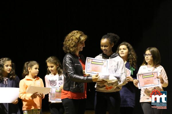 Entrega premios concurso Marcapaginas Biblioteca Miguelturra-2016-10-24-fuente Area de Comunicacion Municipal-011