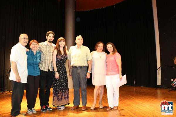 Desfile curso costura y exhibición curso guitarra UP-junio 2015-fuente Area de Comunicación Municipal-003