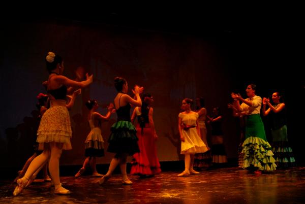 muestra grupos de baile-2013-06-29-fuente Esmeralda Muñoz Sanchez-014