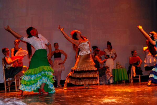 muestra grupos de baile-2013-06-29-fuente Esmeralda Muñoz Sanchez-019