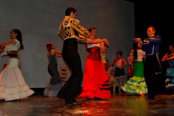 muestra grupos de baile-2013-06-29-fuente Esmeralda Muñoz Sanchez-022