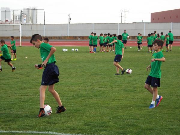 campus-futbol-miguelturra-2019-dia-1-2019-06-24-fuente-imagenes-alberto-sanchez-132