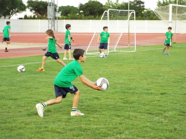 campus-futbol-miguelturra-2019-dia-1-2019-06-24-fuente-imagenes-alberto-sanchez-145