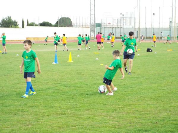 campus-futbol-miguelturra-2019-dia-1-2019-06-24-fuente-imagenes-alberto-sanchez-152