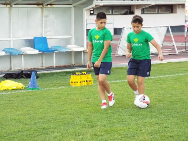 campus-futbol-miguelturra-2019-dia-1-2019-06-24-fuente-imagenes-alberto-sanchez-170