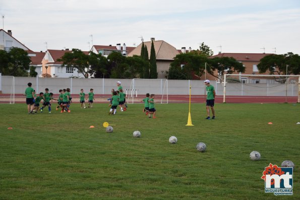 campus-futbol-miguelturra-2019-dia-1-2019-06-24-fuente-imagenes-area-comunicacion-ayuntamiento-042