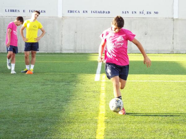 campus-futbol-miguelturra-2019-dia-2-2019-06-25-fuente-imagenes-alberto-sanchez-027