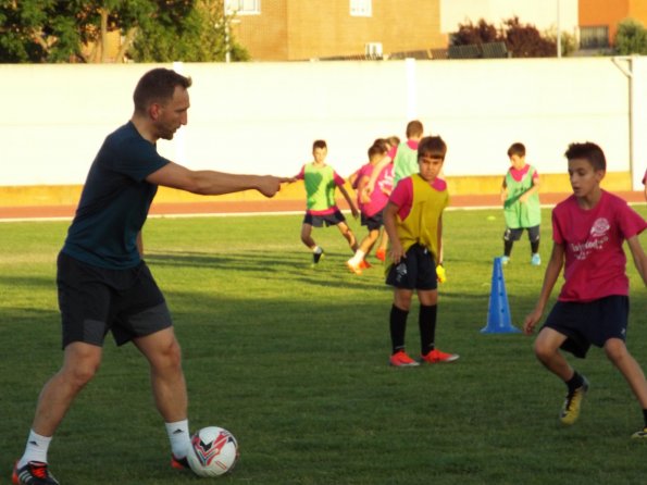 campus-futbol-miguelturra-2019-dia-2-2019-06-25-fuente-imagenes-alberto-sanchez-073