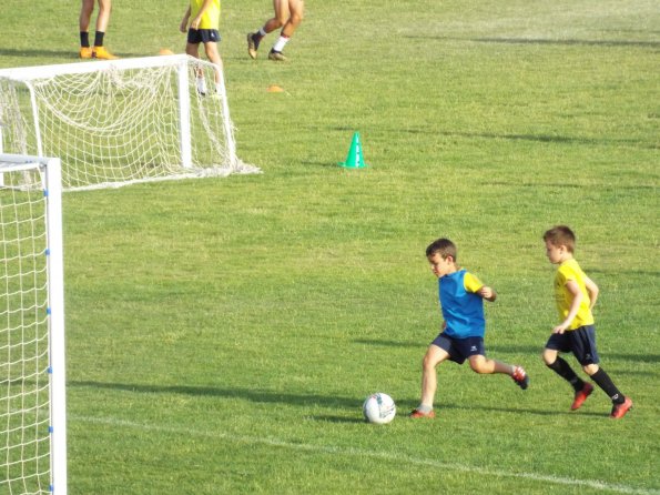 campus-futbol-miguelturra-2019-dia-6-2019-06-29-fuente-imagenes-alberto-sanchez-049