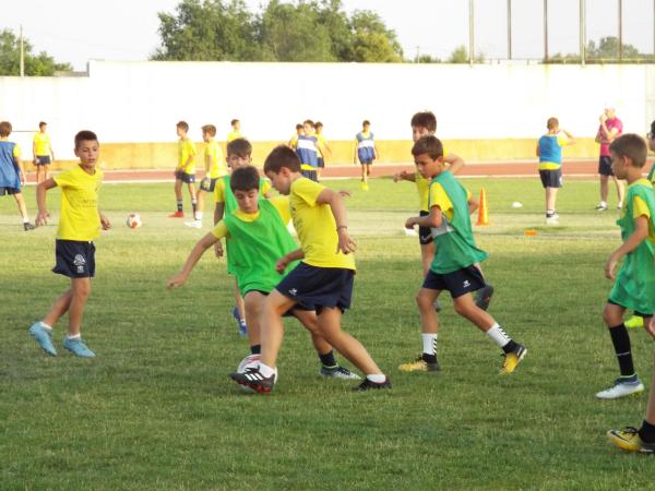 campus-futbol-miguelturra-2019-dia-6-2019-06-29-fuente-imagenes-alberto-sanchez-103