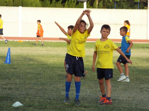 campus-futbol-miguelturra-2019-dia-6-2019-06-29-fuente-imagenes-alberto-sanchez-110