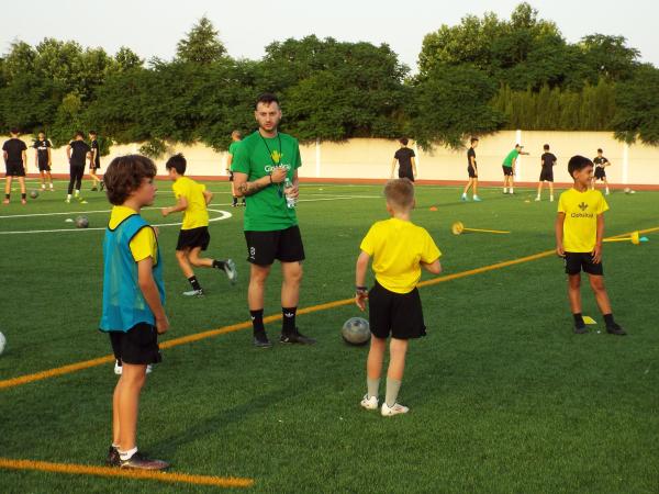 campusfutbolmiguelturra2025-dia1-inauguracion-fuente-albertosanchez-124
