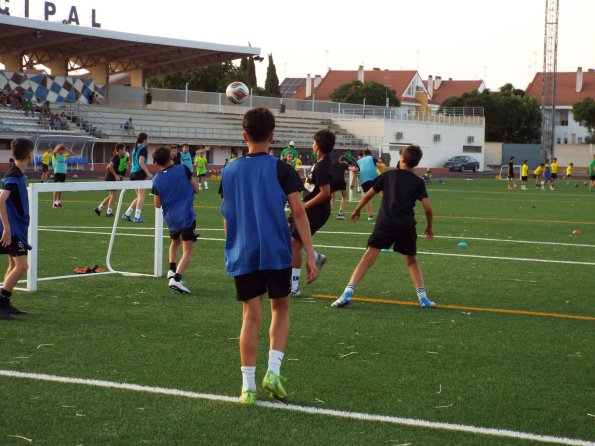 campusfutbolmiguelturra2025-dia1-inauguracion-fuente-albertosanchez-134
