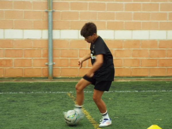 campusfutbolmiguelturra2025-dia2-martes-fuente-albertosanchez-035