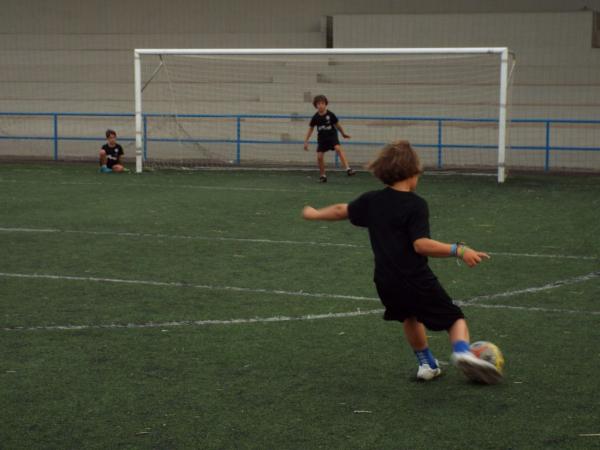 campusfutbolmiguelturra2025-dia2-martes-fuente-albertosanchez-038