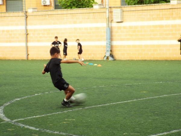 campusfutbolmiguelturra2025-dia2-martes-fuente-albertosanchez-043