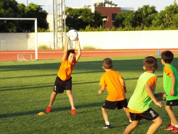 campus-futbol-miguelturra-2017-dia-02-entrenamientos-martes-fuente-imagenes-alberto-sanchez-054