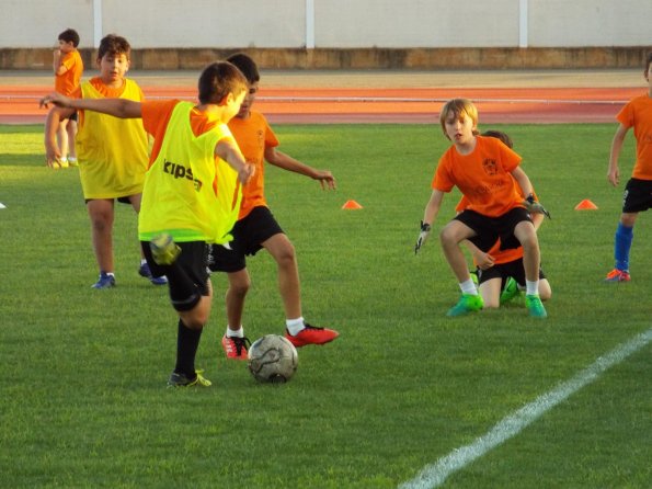 campus-futbol-miguelturra-2017-dia-02-entrenamientos-martes-fuente-imagenes-alberto-sanchez-059