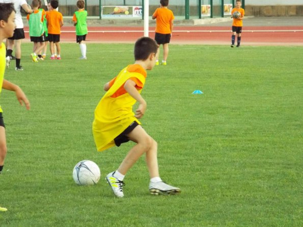 campus-futbol-miguelturra-2017-dia-02-entrenamientos-martes-fuente-imagenes-alberto-sanchez-068