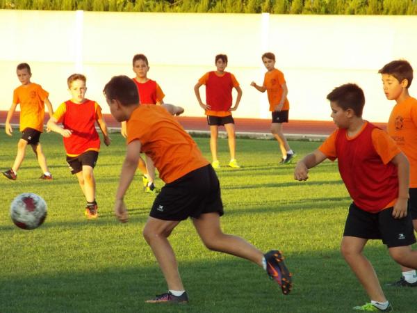 campus-futbol-miguelturra-2017-dia-02-entrenamientos-martes-fuente-imagenes-alberto-sanchez-080