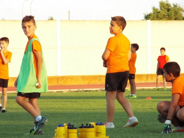 campus-futbol-miguelturra-2017-dia-02-entrenamientos-martes-fuente-imagenes-alberto-sanchez-087