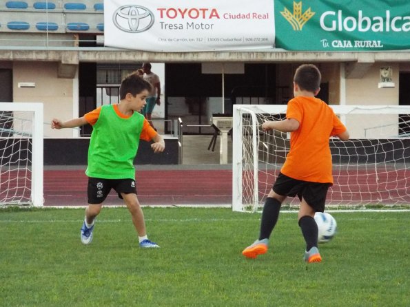 campus-futbol-miguelturra-2017-dia-02-entrenamientos-martes-fuente-imagenes-alberto-sanchez-090