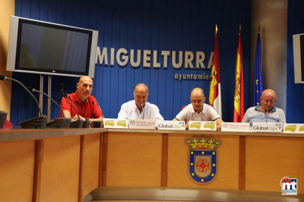 presentacion-del-campus-de-futbol-de-miguelturra-2015-fuente-area-de-comunicacion-municipal-001