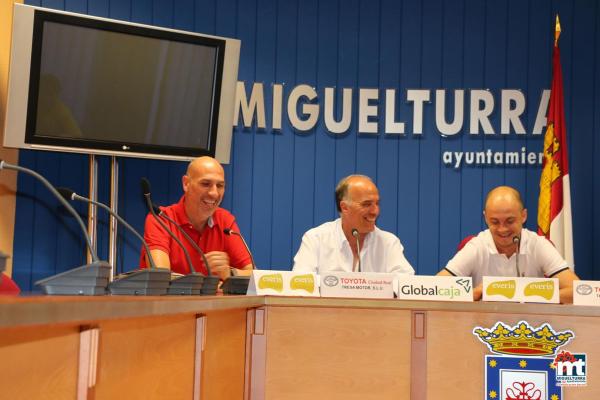 presentacion-del-campus-de-futbol-de-miguelturra-2015-fuente-area-de-comunicacion-municipal-003