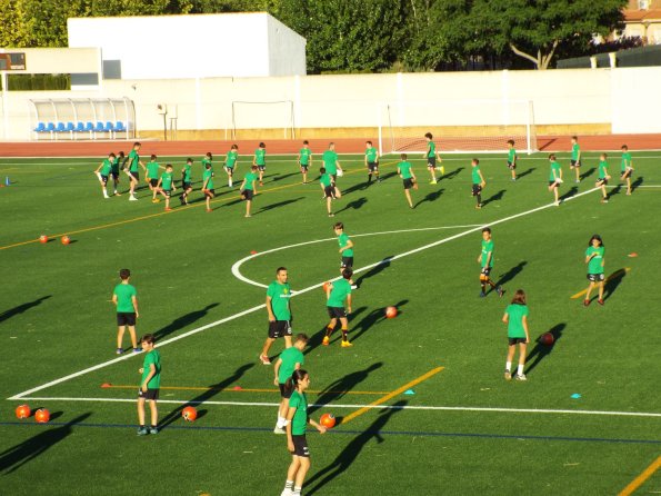 Campus de Fútbol Miguelturra 2022-día 01-fuente imágenes Alberto Sánchez-100