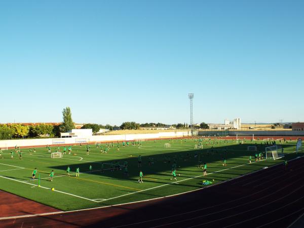 Campus de Fútbol Miguelturra 2022-día 01-fuente imágenes Alberto Sánchez-109