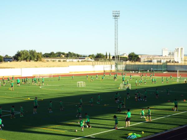 Campus de Fútbol Miguelturra 2022-día 01-fuente imágenes Alberto Sánchez-111