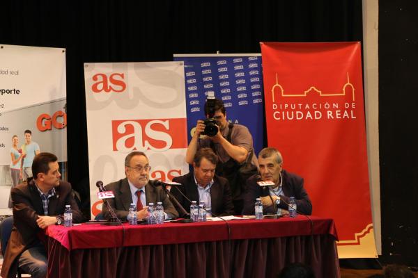 Jornadas Formacion y Deporte-Encuentro con los Ases-2015-04-16-fuente Area Comunicacion Municipal-21