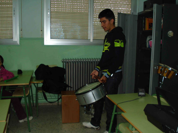colegio la merced-curso 2009-2010-taller de percusion-fuente Colegio Merced-2