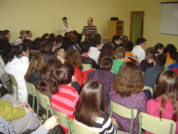 Colegio La Merced-curso 2009-2010-Visita ONG- Bernardino- fuente Colegio Merced-27