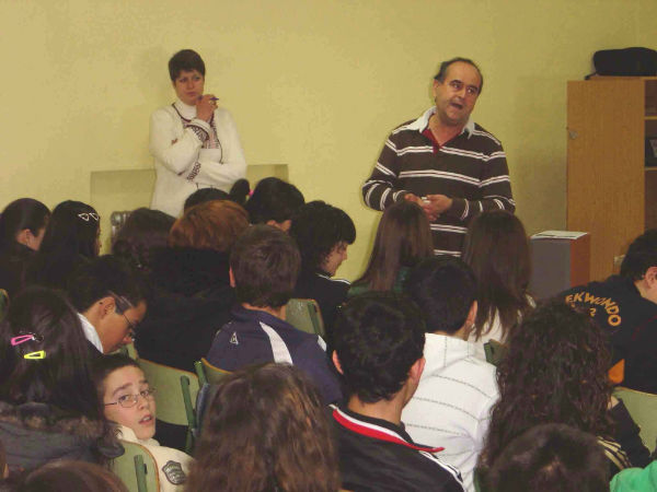 Colegio La Merced-curso 2009-2010-Visita ONG- Bernardino- fuente Colegio Merced-28