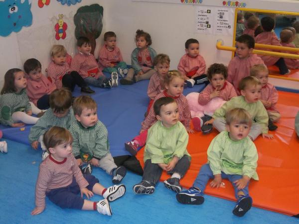 Dia del Libro 2015 en Escuela Municipal Infantil Coletas de Miguelturra-fuente Concejalia de Educacion-008