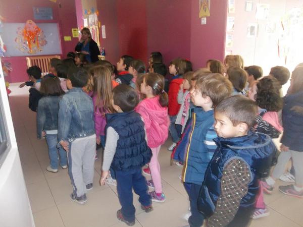 Dia del Libro 2015 en Escuela Municipal Infantil Coletas de Miguelturra-fuente Concejalia de Educacion-019