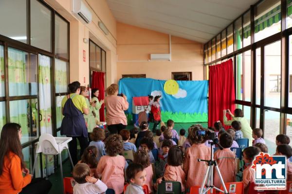 Actividades del Dia del Libro en la Escuela Infantil Municipal- 2015-04-23 - fuente Area de Comunicación Municipal-001