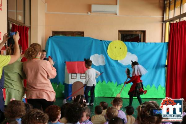 Actividades del Dia del Libro en la Escuela Infantil Municipal- 2015-04-23 - fuente Area de Comunicación Municipal-040