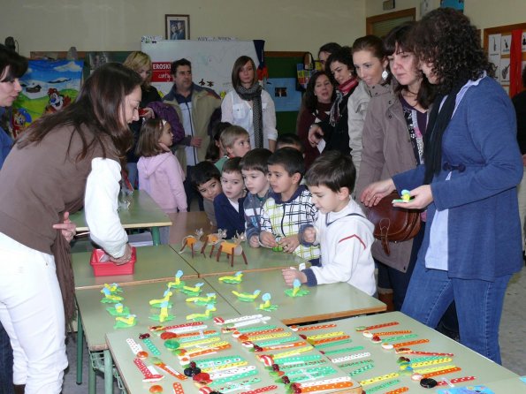 mercadillo-solidario-28-01-2011-fuente-area-comunicacion-municipal-078