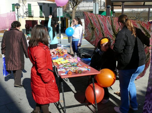 mercadillo-solidario-28-01-2011-fuente-area-comunicacion-municipal-106