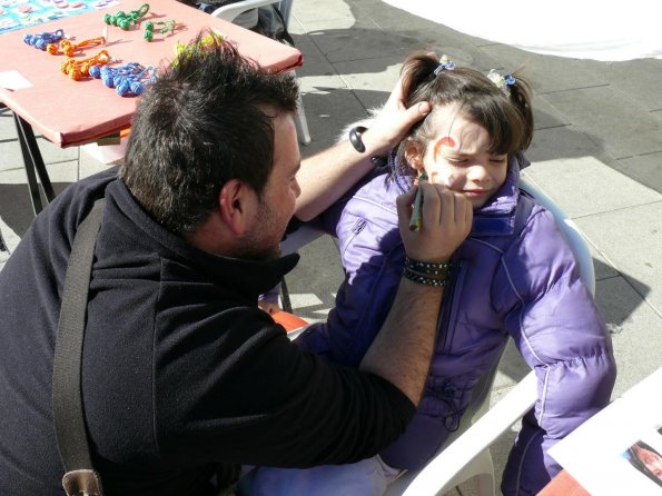 Mercadillo Solidario-28-01-2011-fuente Area Comunicacion Municipal-170