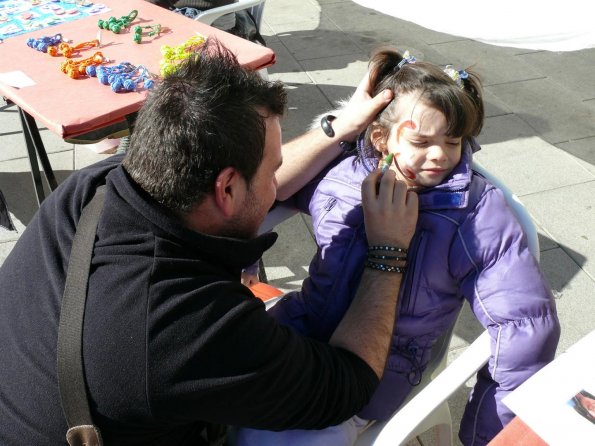 Mercadillo Solidario-28-01-2011-fuente Area Comunicacion Municipal-173