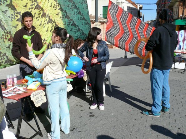 Mercadillo Solidario-28-01-2011-fuente Area Comunicacion Municipal-178