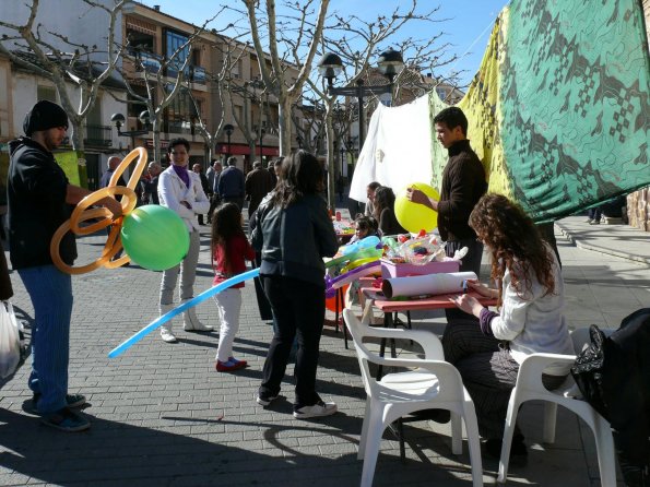 Mercadillo Solidario-28-01-2011-fuente Area Comunicacion Municipal-204