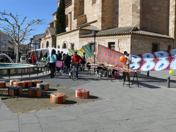 Mercadillo Solidario-28-01-2011-fuente Area Comunicacion Municipal-237